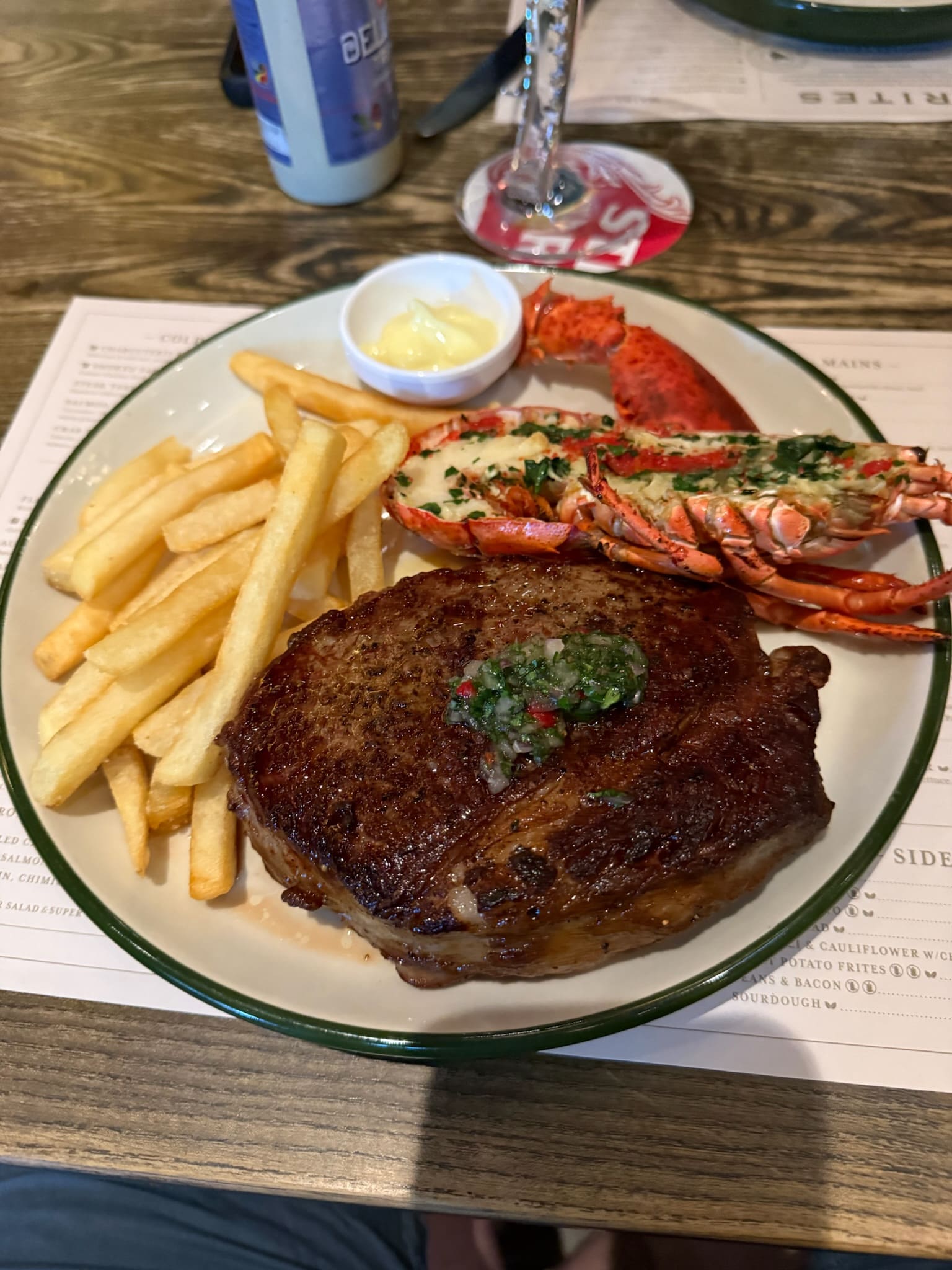 Lan Kwai Fong - vida noturna em Hong Kong