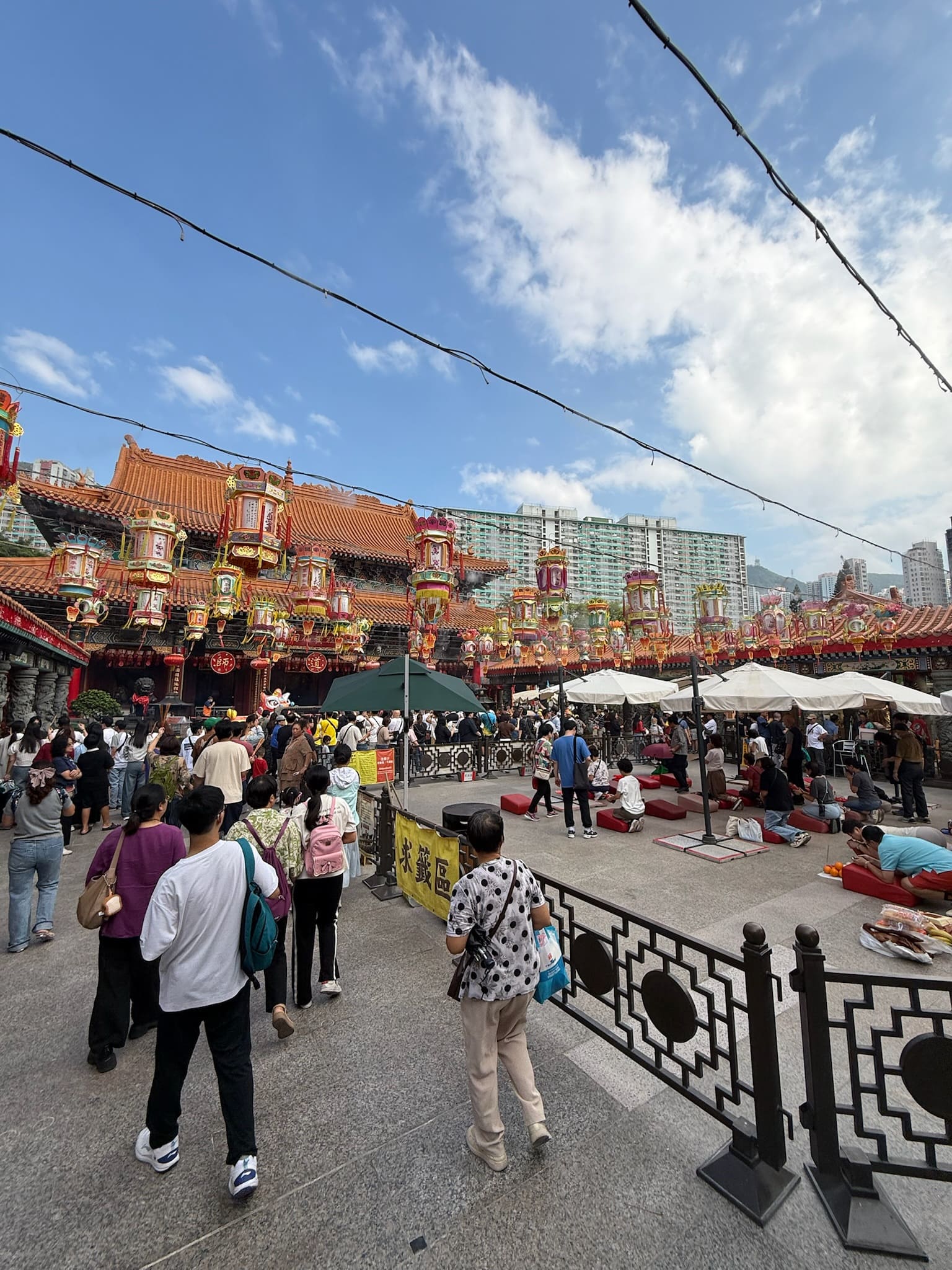 Atrações e decoração da Disneyland Hong Kong