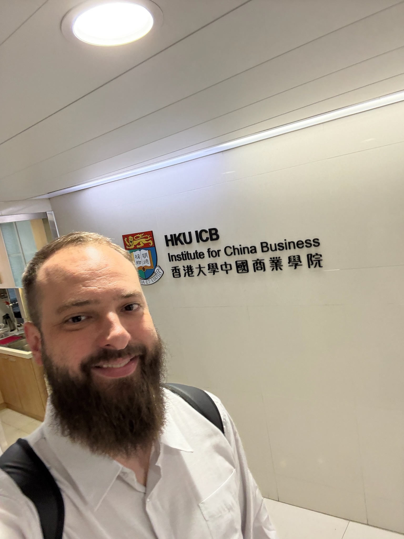 Prédio histórico e jardins da HKU