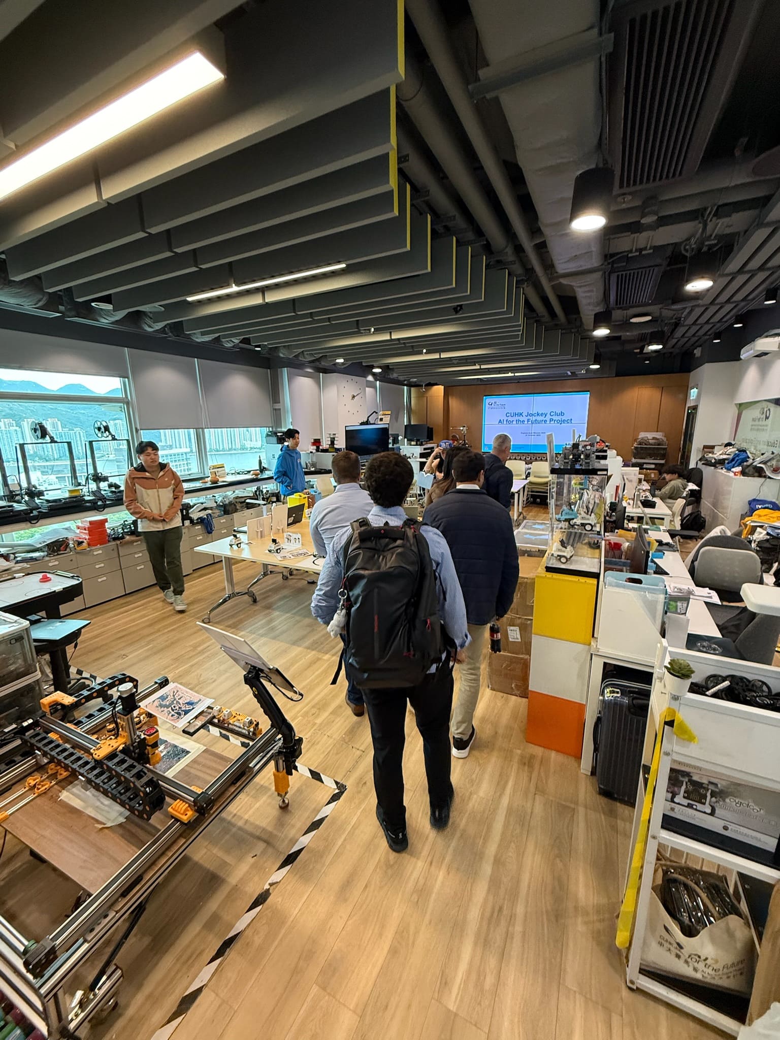 Encerramento do dia em Hong Kong