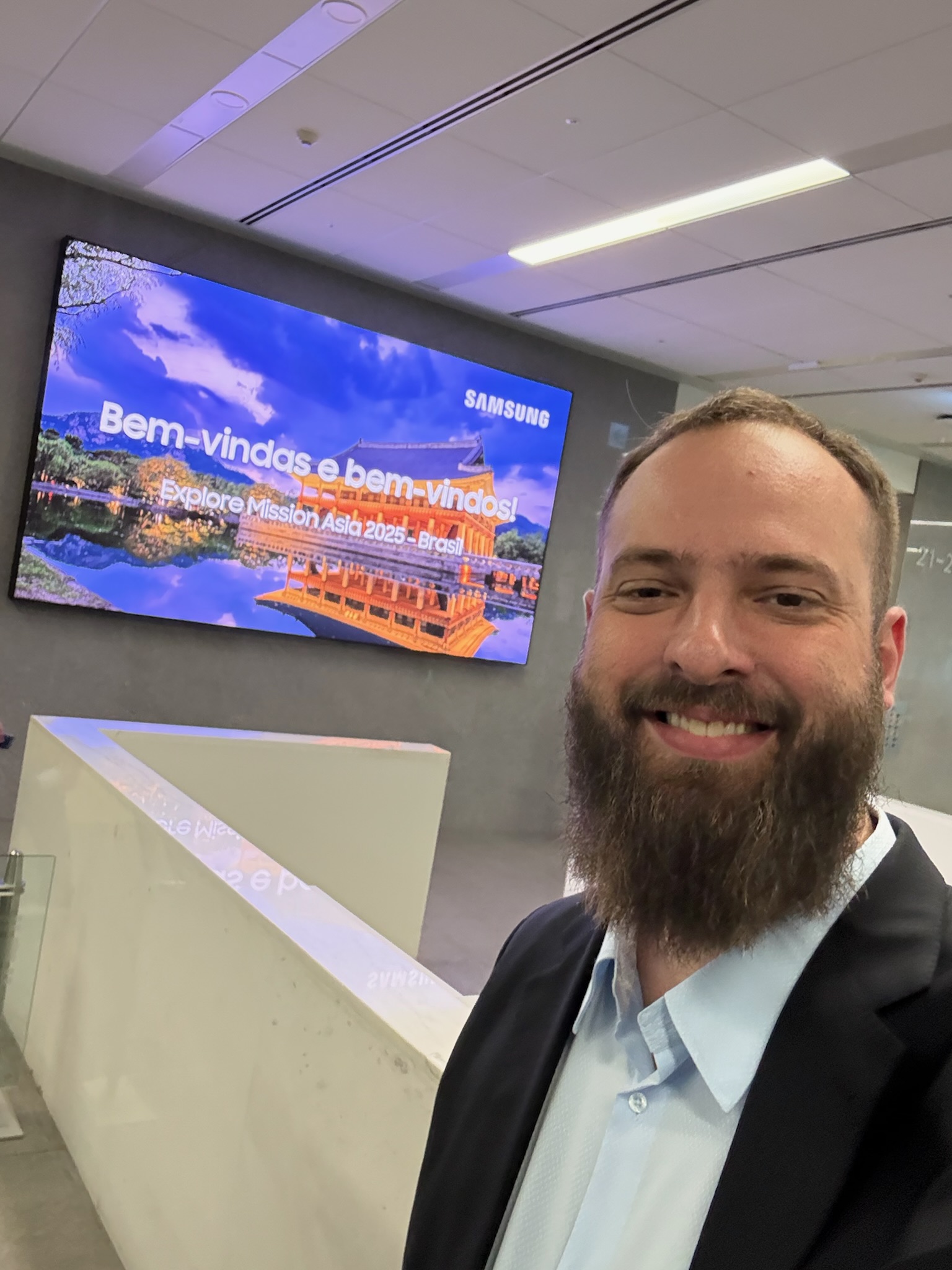 Pratos típicos coreanos e vinhos internacionais no jantar